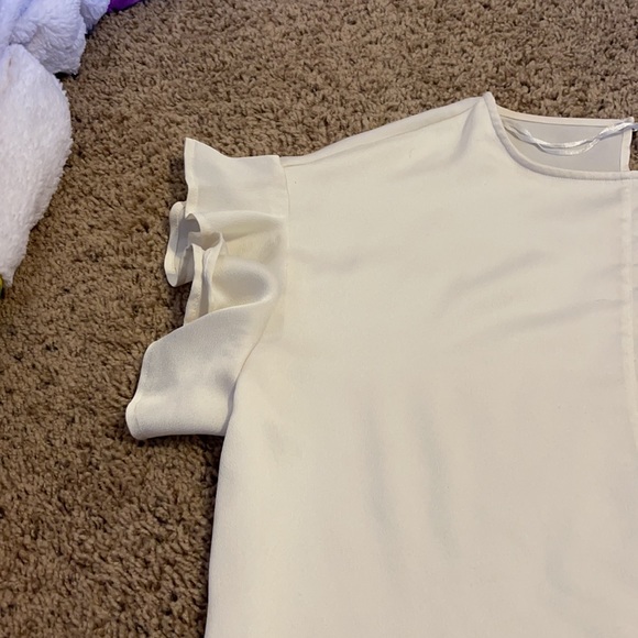 Ivory Vince Camuto blouse - Picture 3 of 4